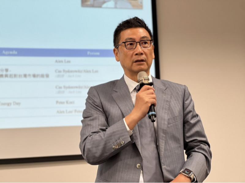 The market faction is gaining momentum. QIC Founder advises caution with next year's 70 board and supervisor elections.